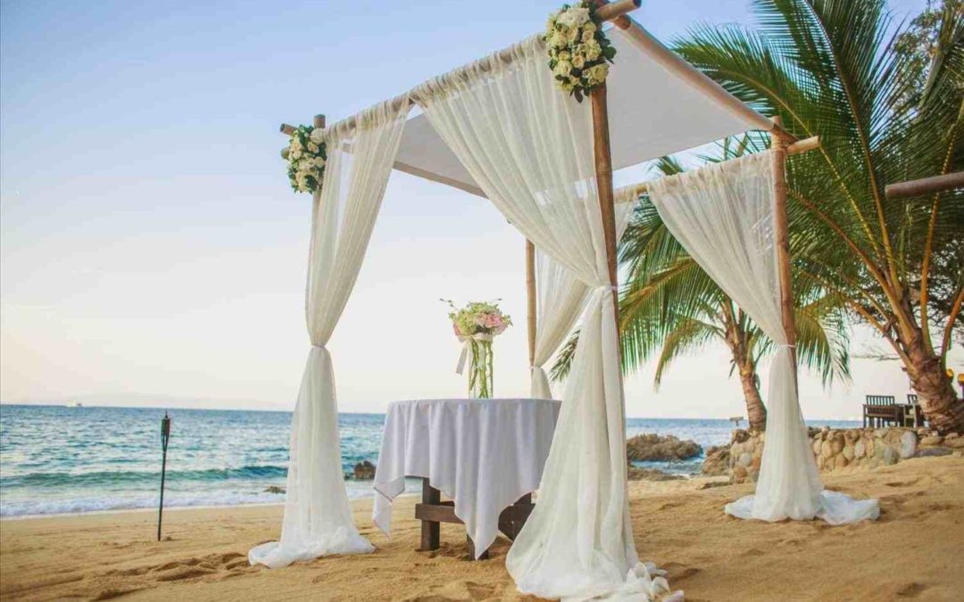Site visit – reviewing the plan – Weddings Roatan