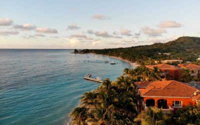 Best Beaches to get Married in Roatan