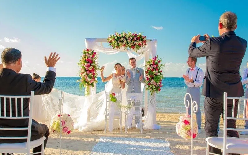 Weddings Roatan Beach Fire