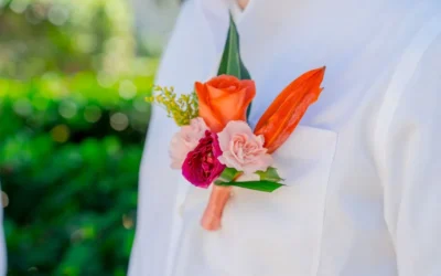 Tropical Elegance: The Beauty of Birds of Paradise and Gingers in Roatan Weddings