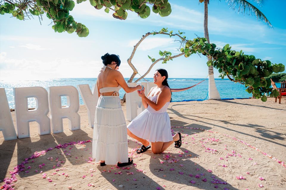 A Beautiful Surprise Proposal at Curación Beach Resort