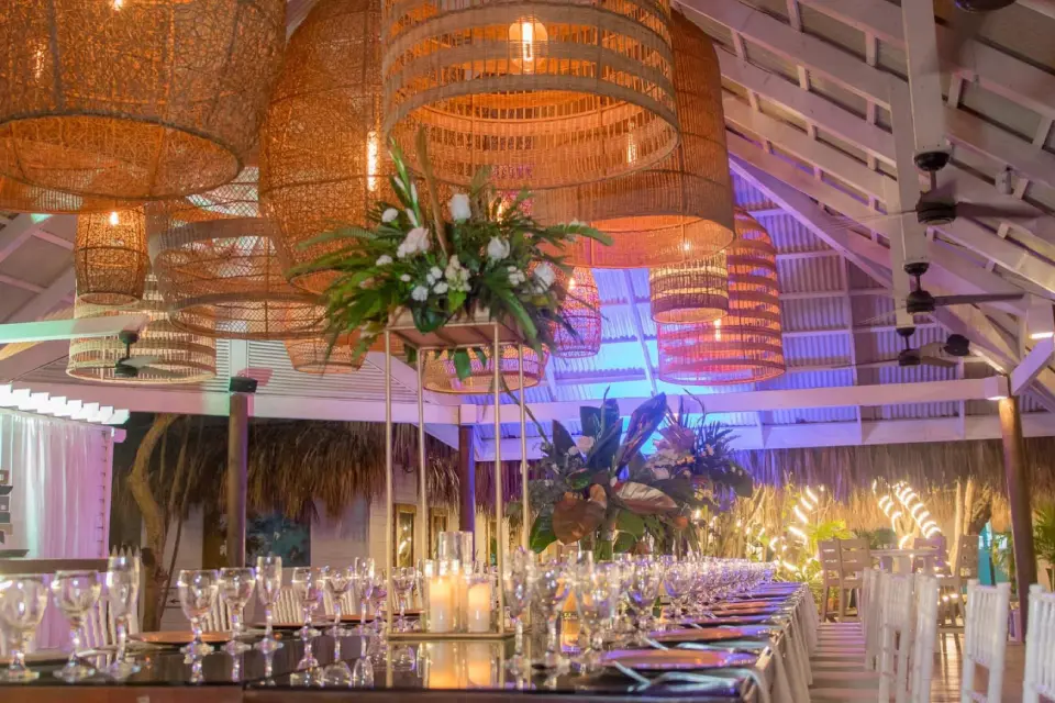 Why Every Roatán Wedding Needs a Rain Plan