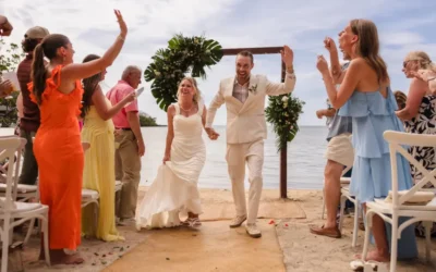 Cruise Weddings in Roatán: Weddings That Fit Your Shore Time — and Your Dreams